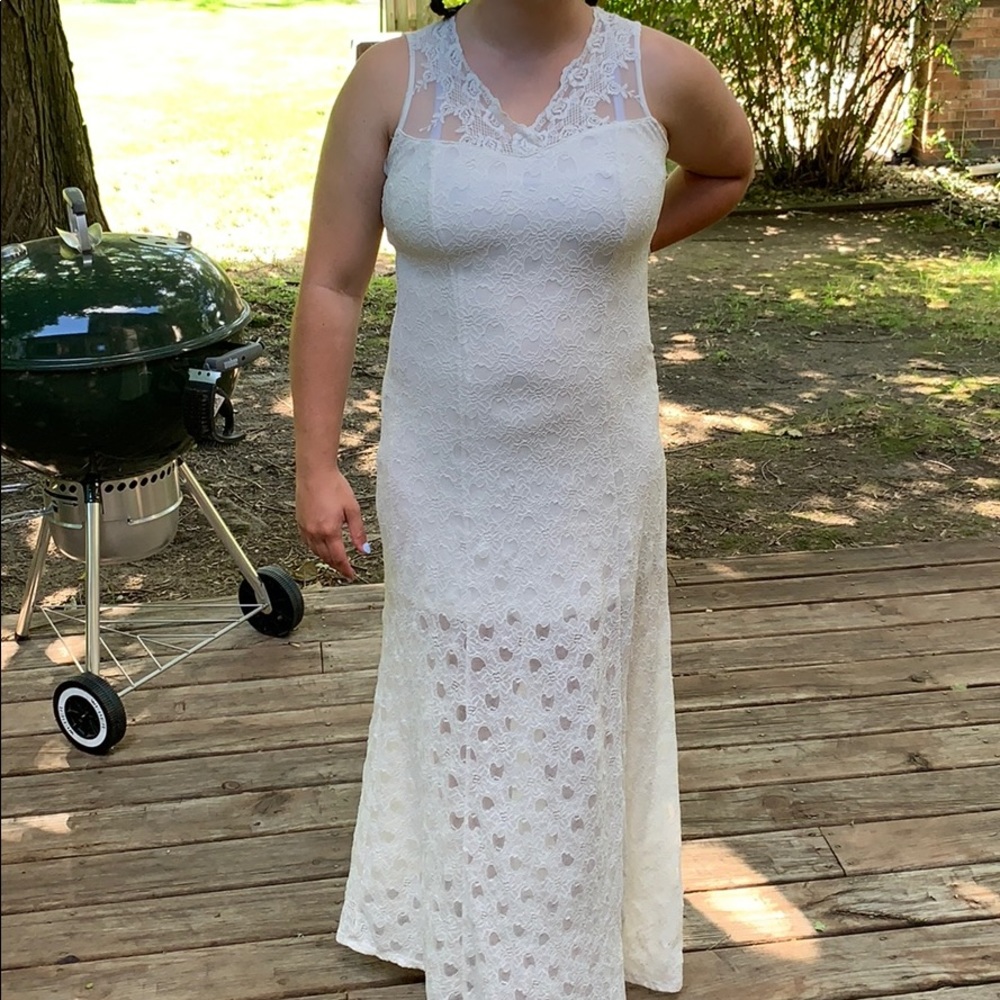 Monteau white maxi dress